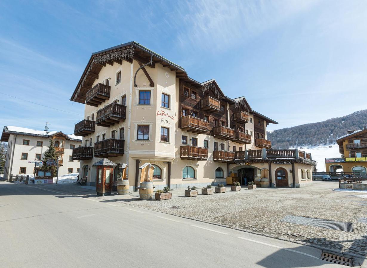 Hotel La Pastorella Livigno Exterior photo