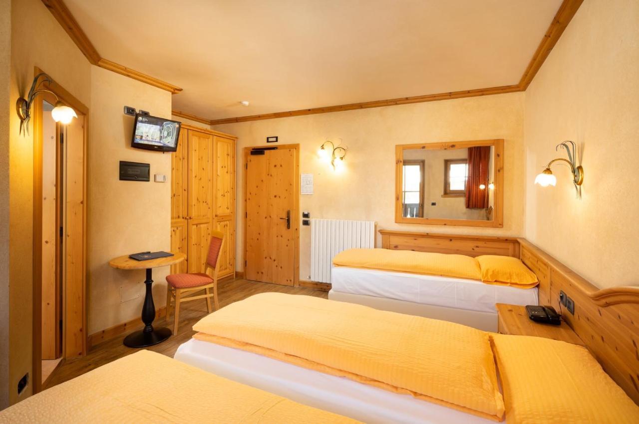 Hotel La Pastorella Livigno Exterior photo